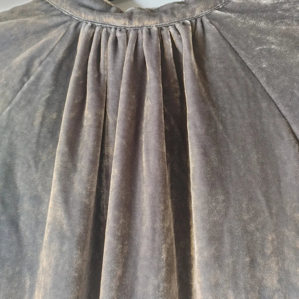 Pilcro Velvet Blouse Size XS - Picture 11 of 12